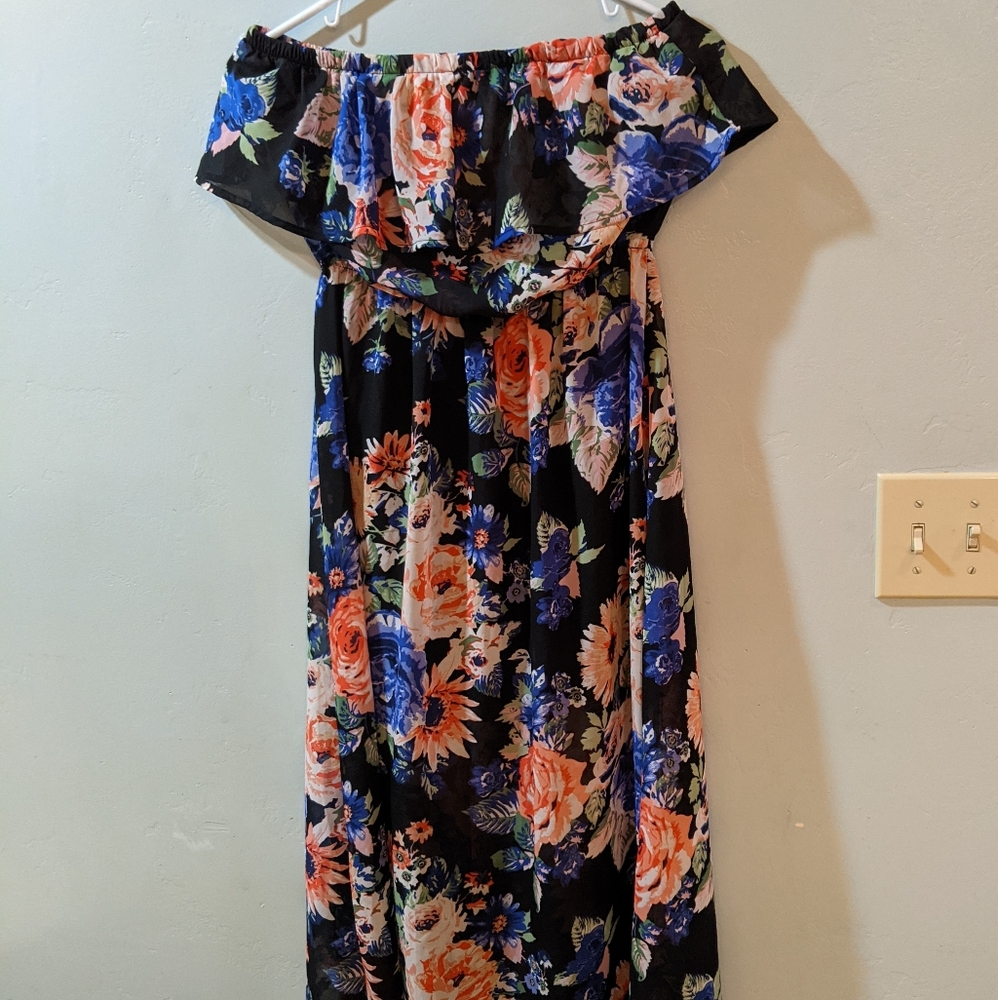 Forever 21 Floral Strapless Dress Size M